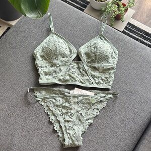 NWT Gilly Hicks Lace Bralette Lingerie Set in Soft Green